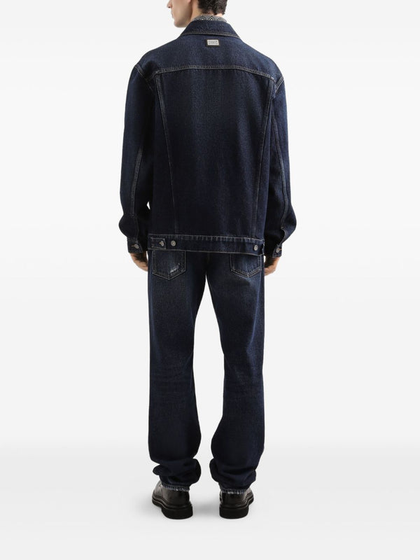 Loose fit jeans