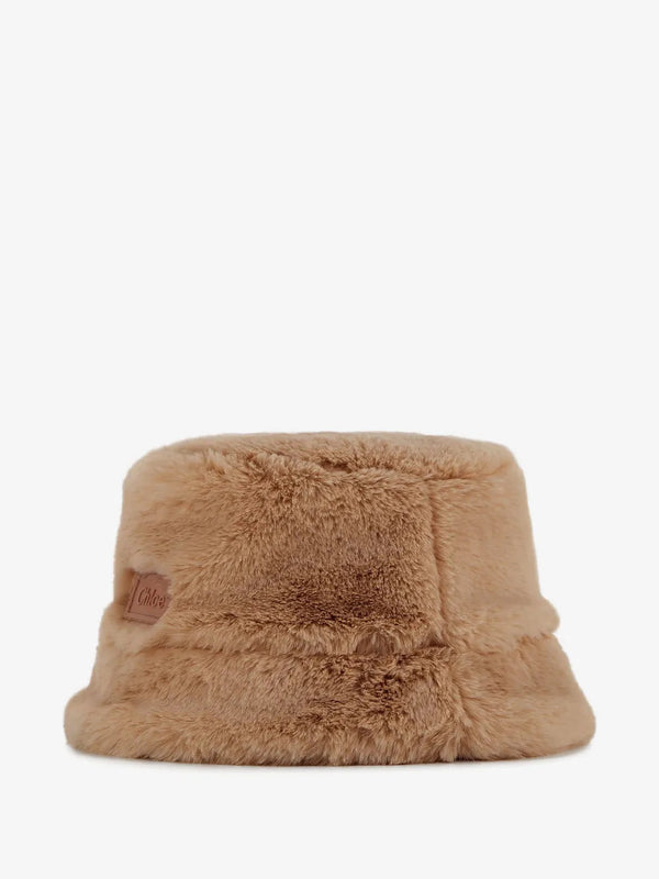 Cappello in eco pelliccia