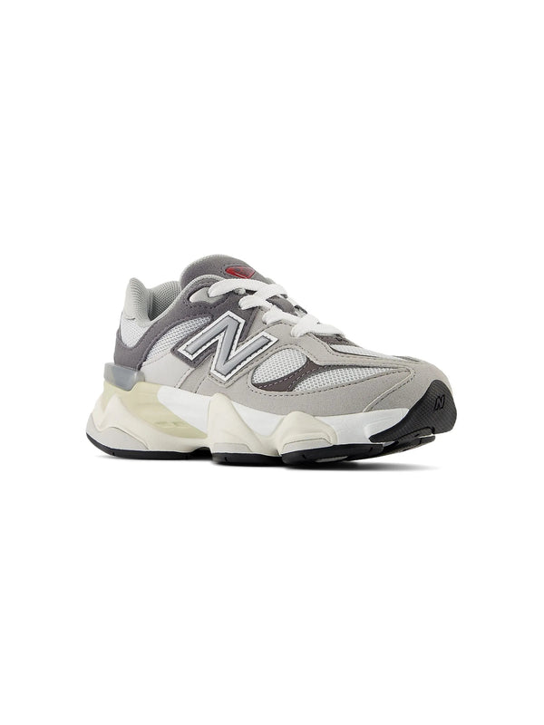 9060 Sneakers