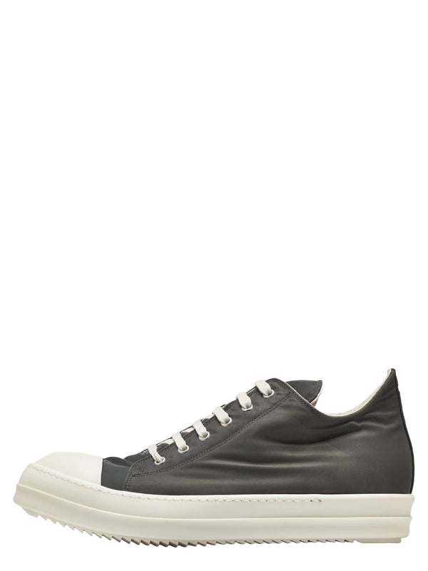 Low Sneakers