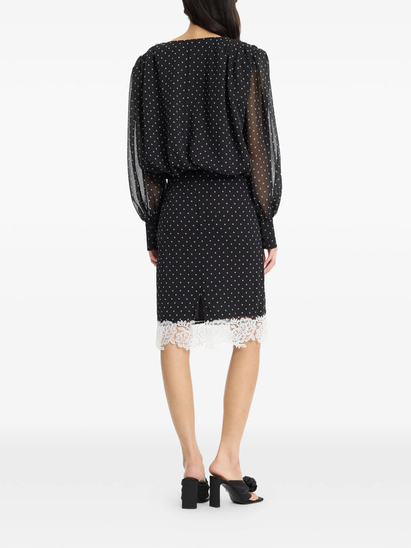 Pencil skirt with lace