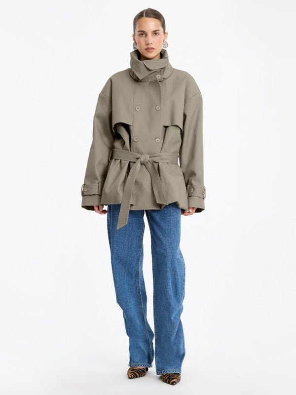 Short trench coat