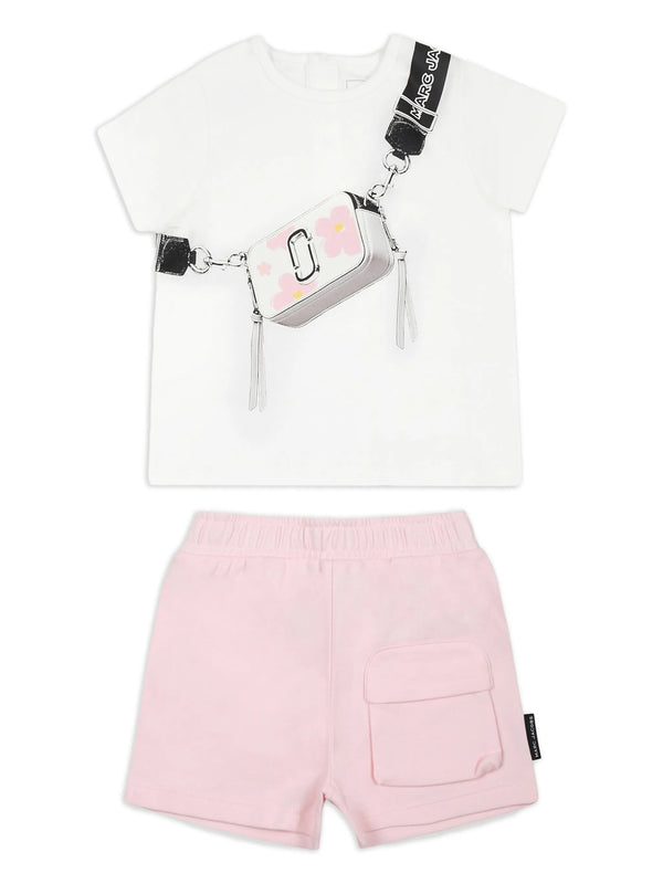 Set with shorts and t-shirt