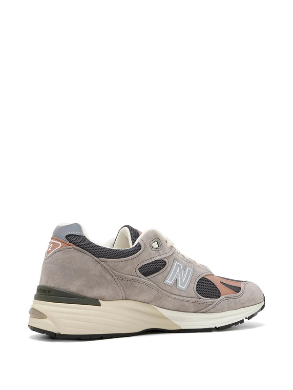 Sneakers Made in UK 991v2