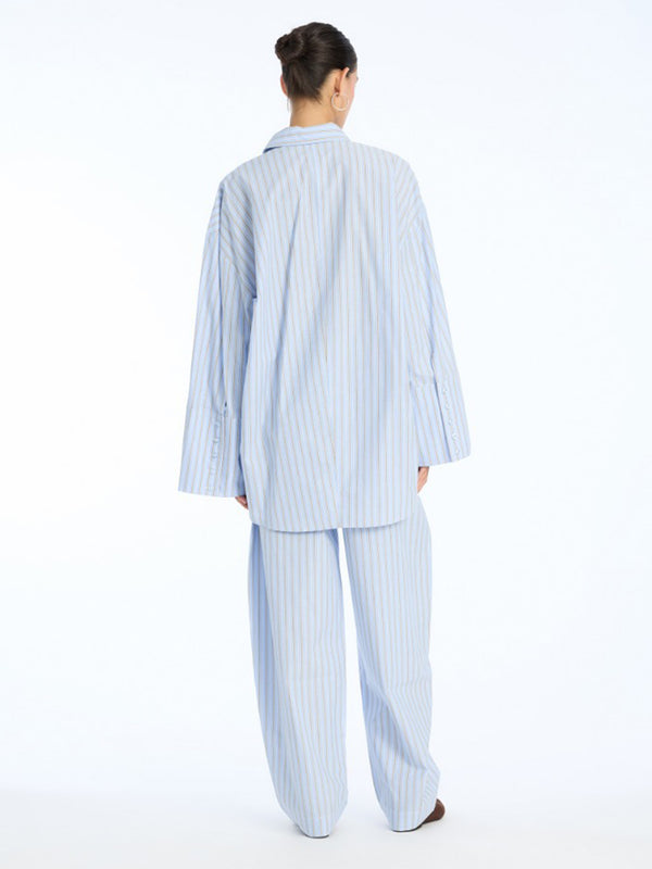 Striped-pattern tapered trousers