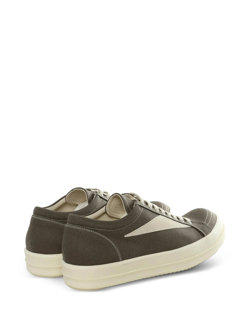 Vintage sneaks