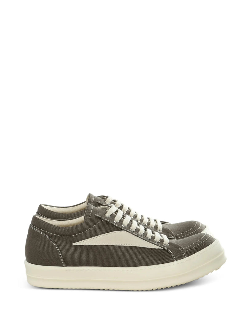 Vintage sneaks