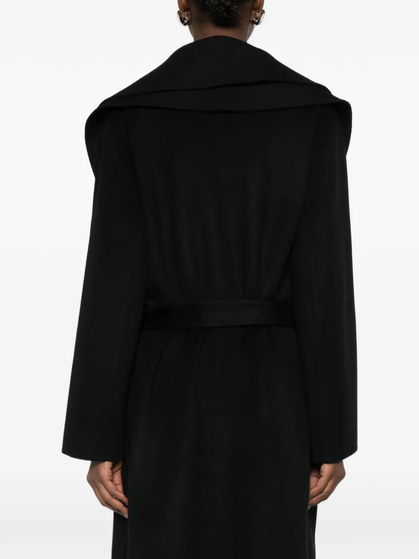 Cappotto con sciarpa