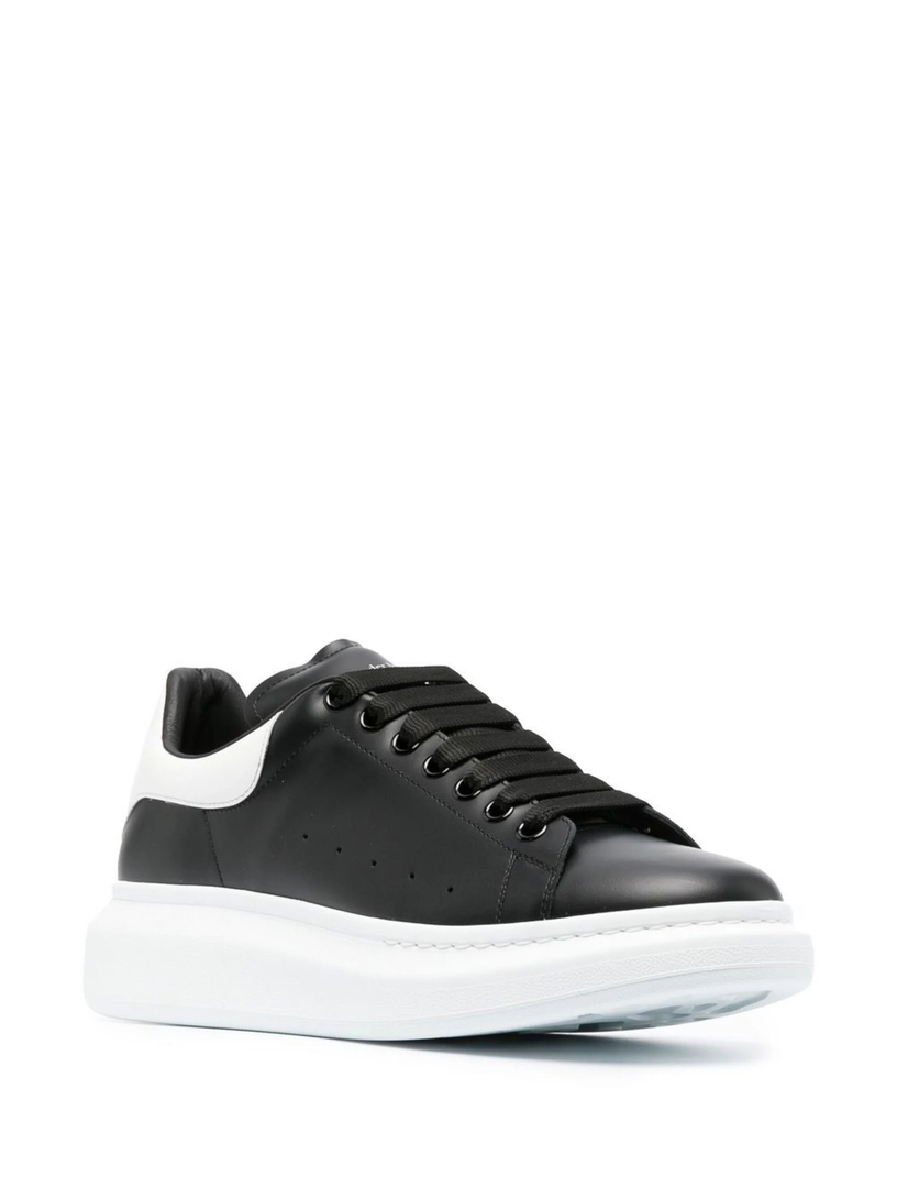 Sneakers Oversize