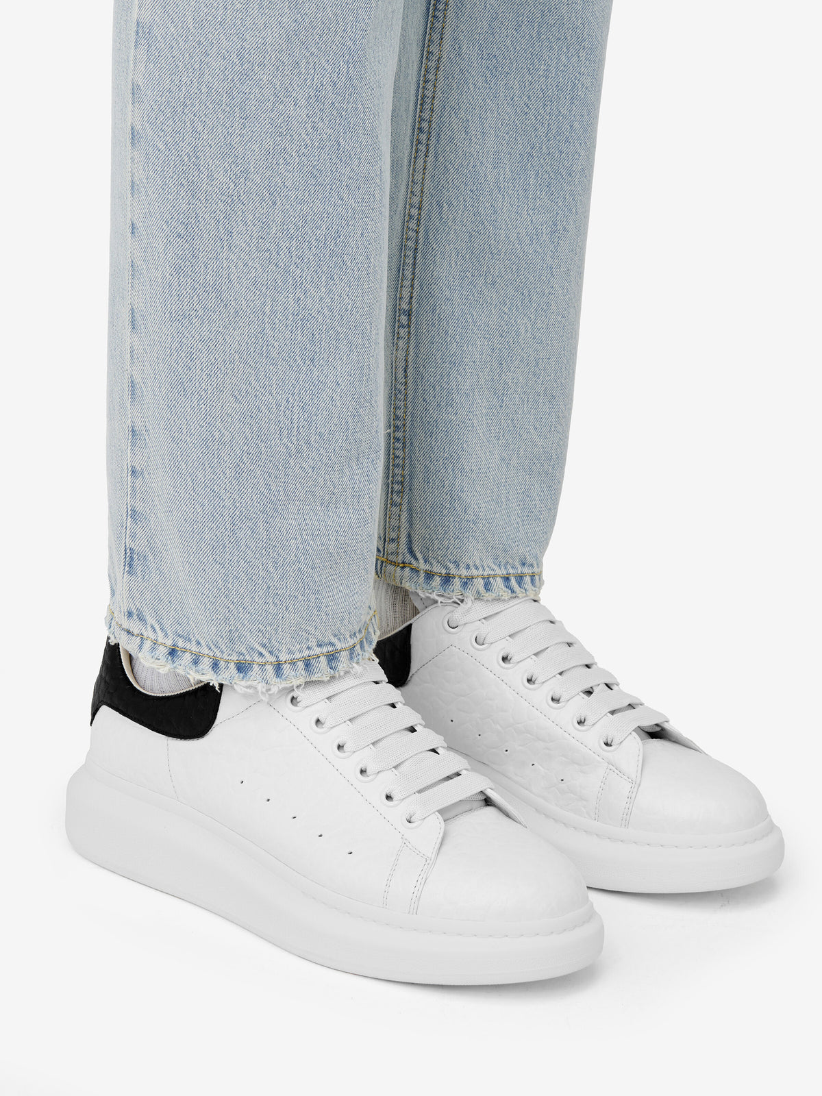 Dumbo Grain Oversize Sneaker