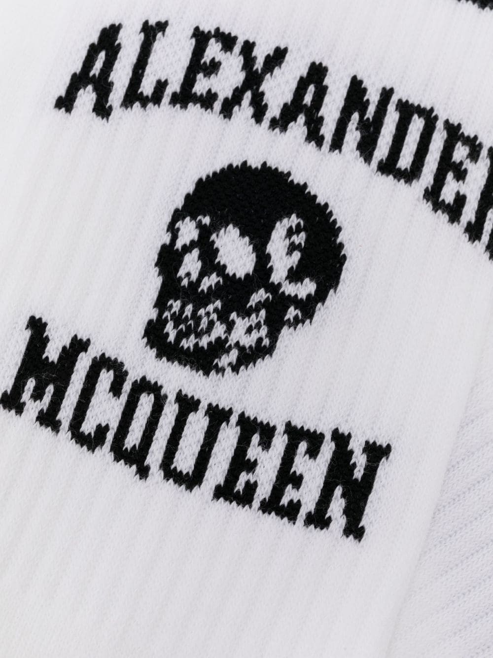 Logo-intarsia skull socks