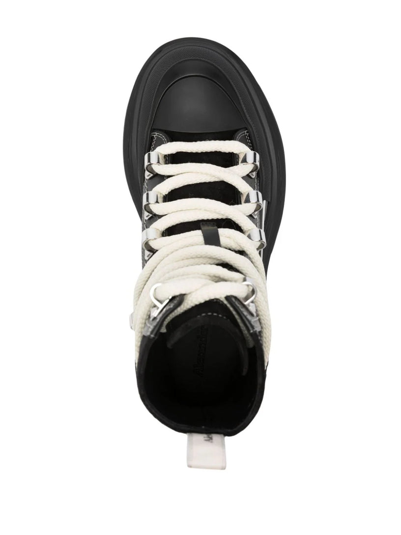Tread ankle boots