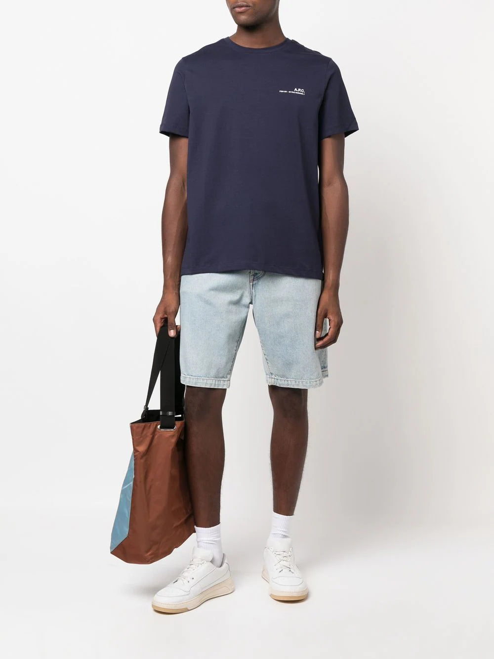 Item T-shirt