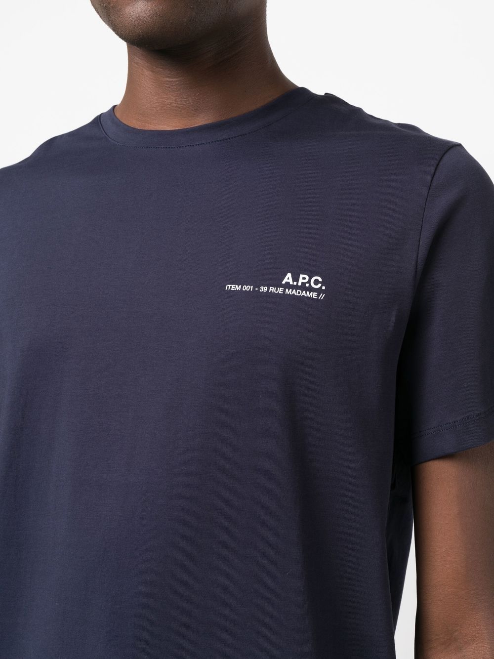 Item T-shirt