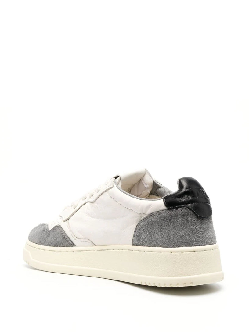 Medalist Sneakers