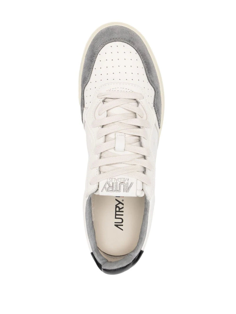 Medalist Sneakers