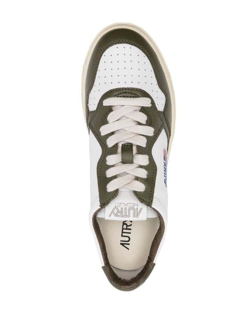 Medalist Sneakers