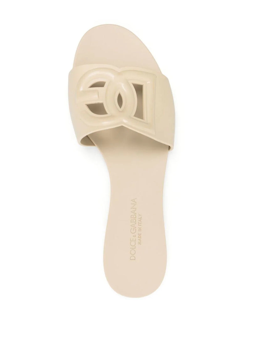 Rubber beachwear sliders
