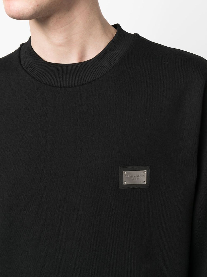 Sweatshirt with branded tag