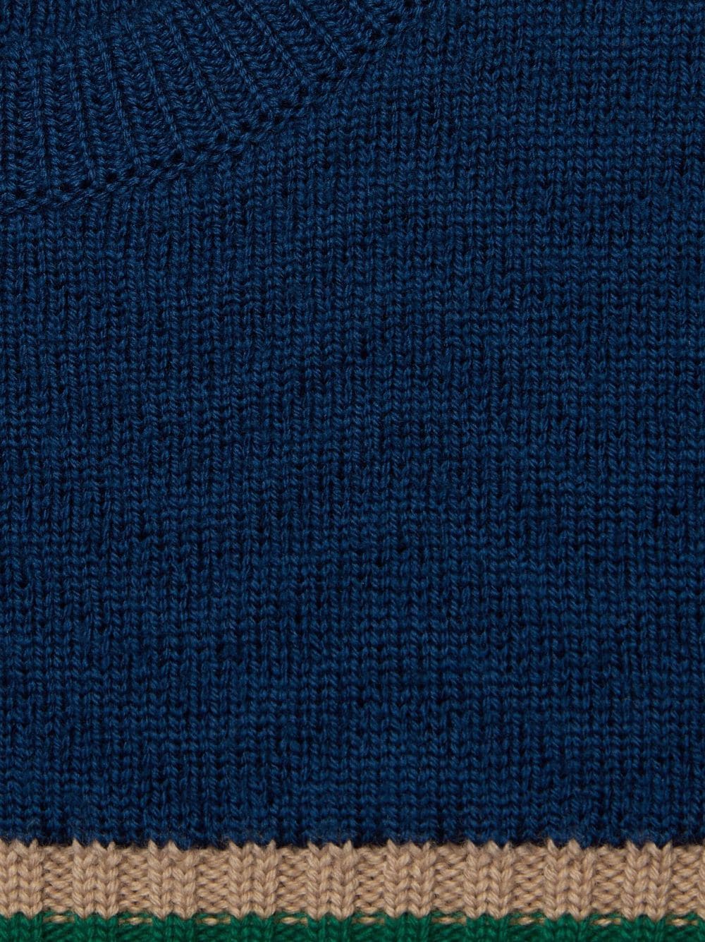 Jumper with web