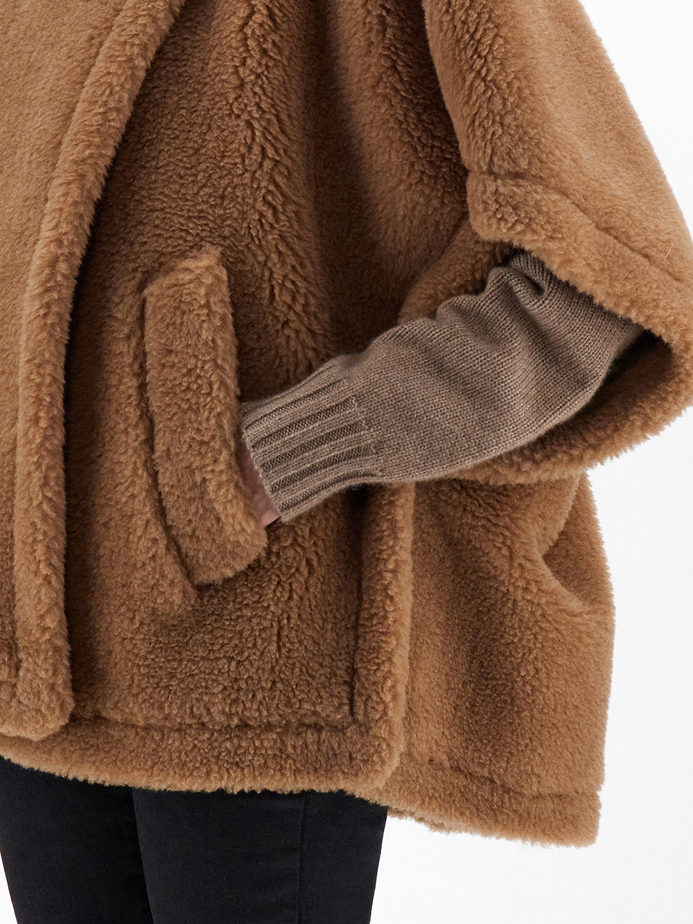 Tebe Cape