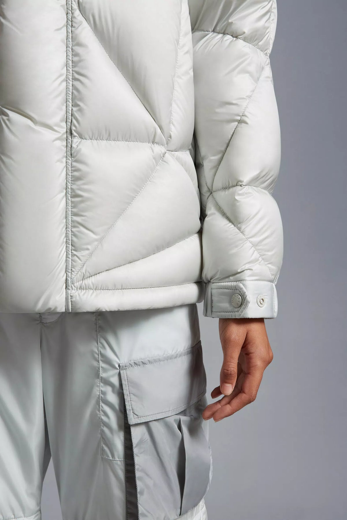 OAK SHORT DOWN JACKET MONCLER X PHARRELL WILLIAMS