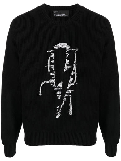 Knitwear with embroidery