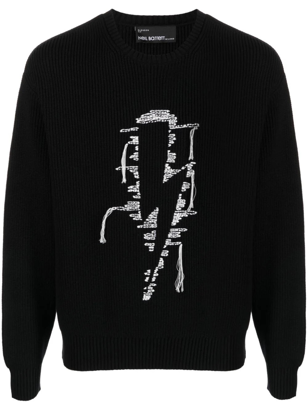 Knitwear with embroidery