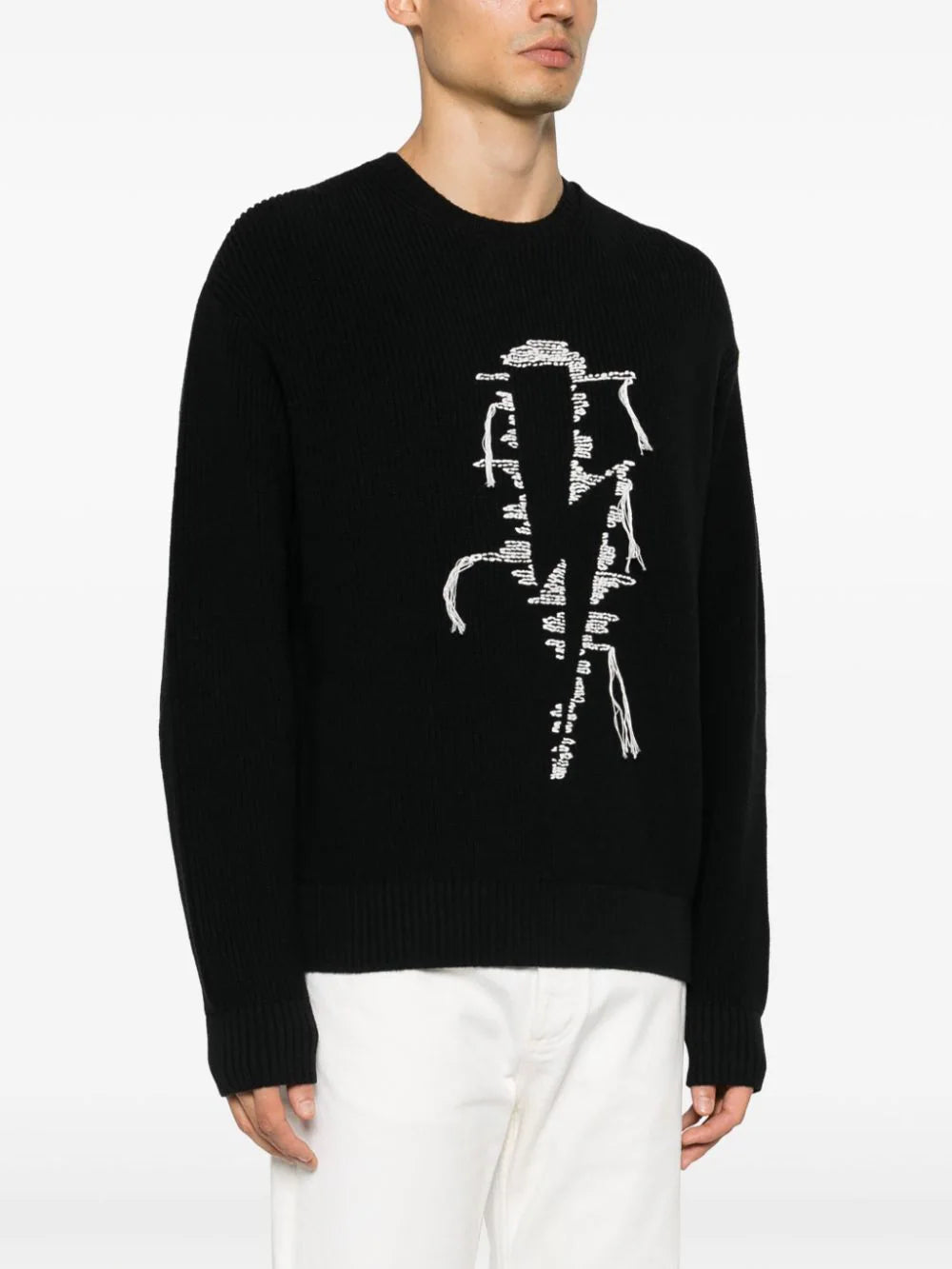 Knitwear with embroidery
