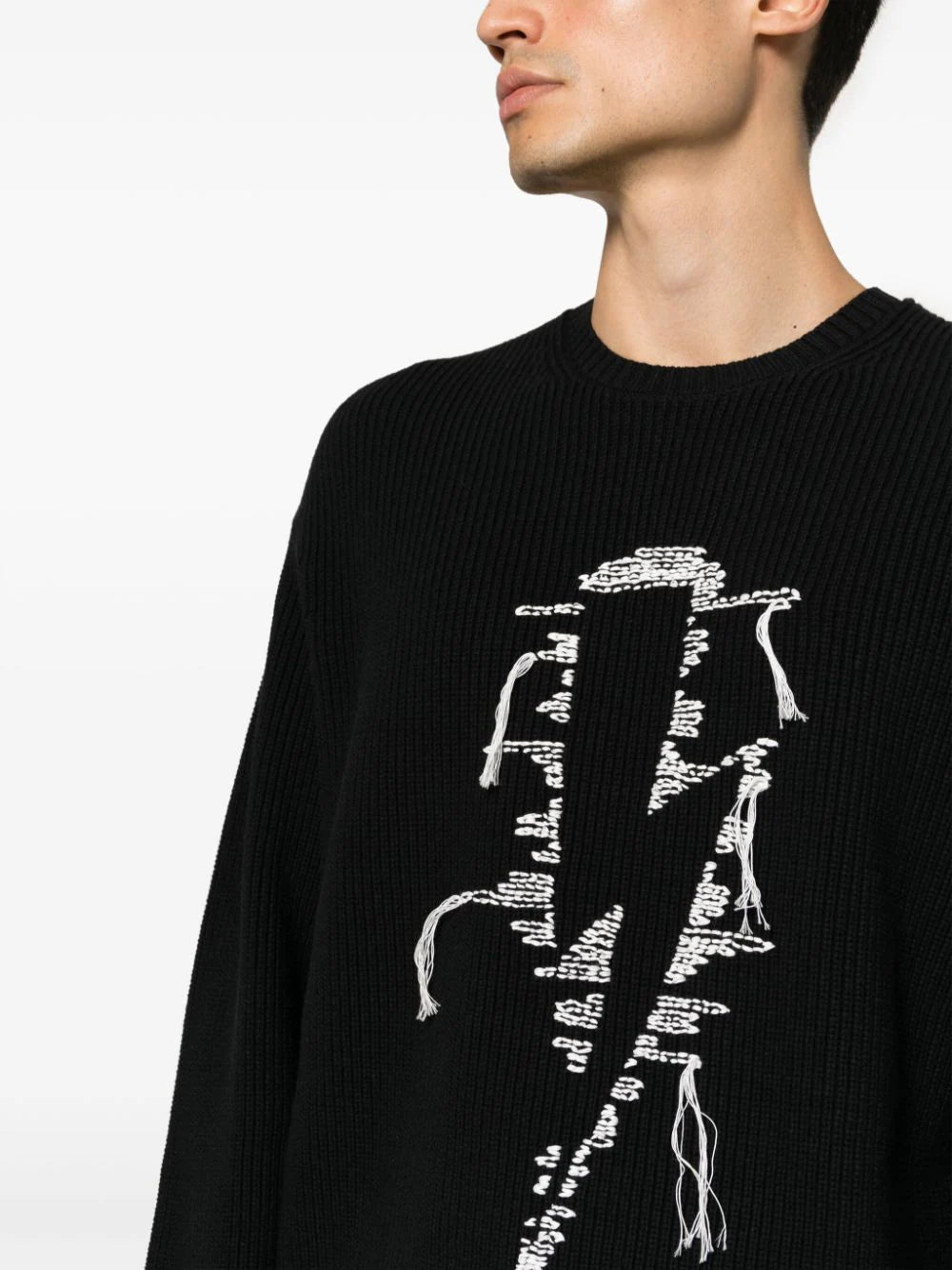 Knitwear with embroidery