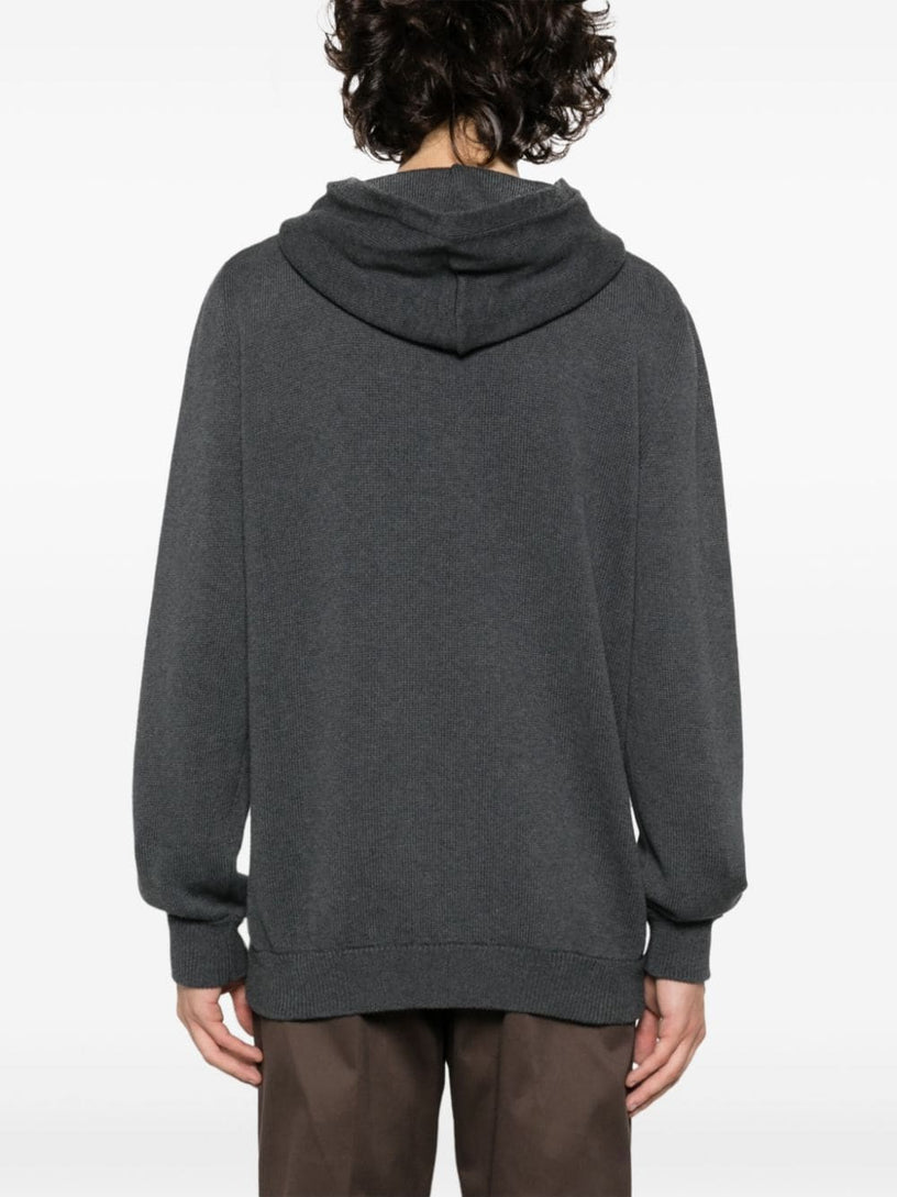 Knitted sweatshirt with hood