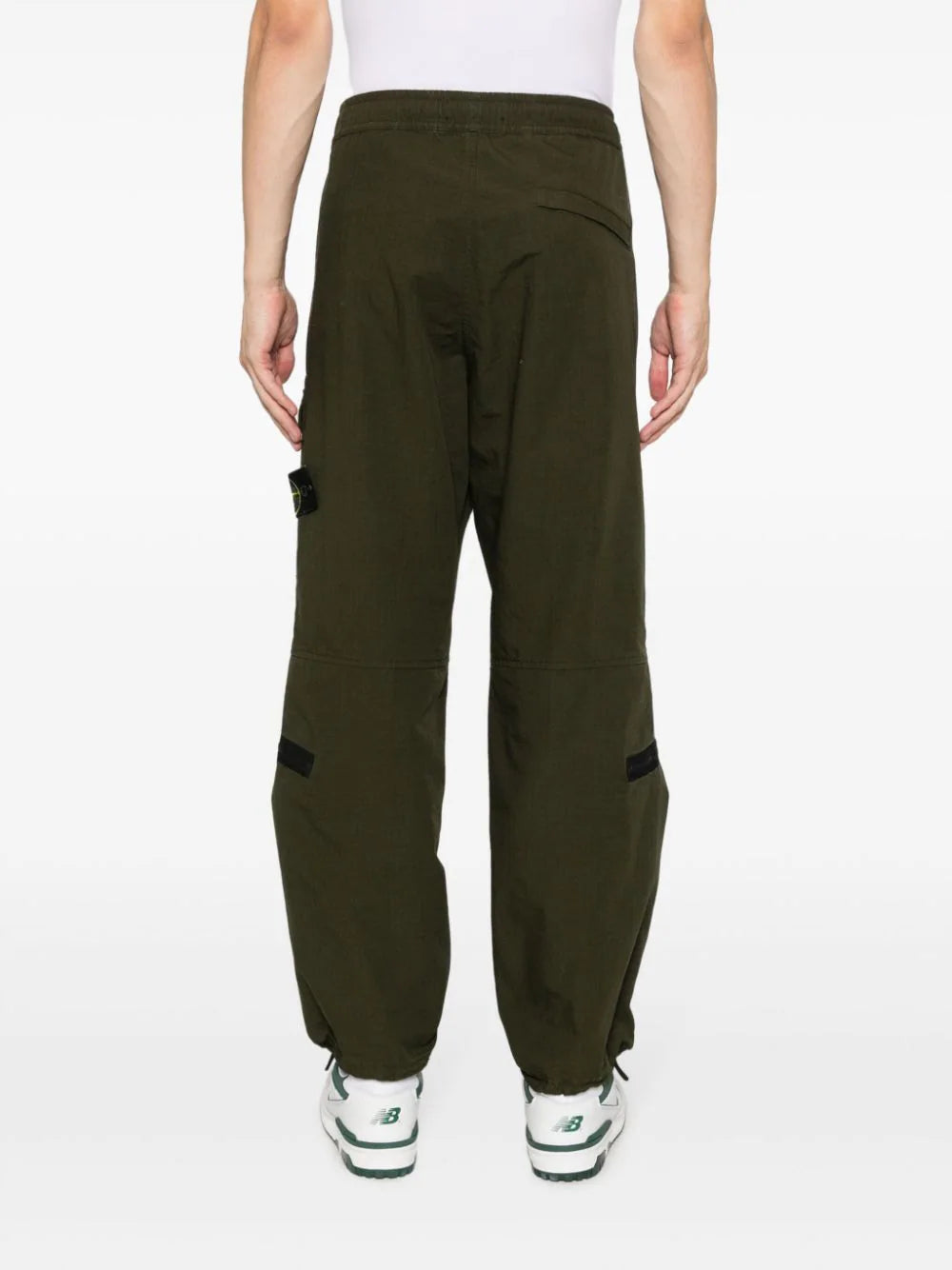 Loose pants