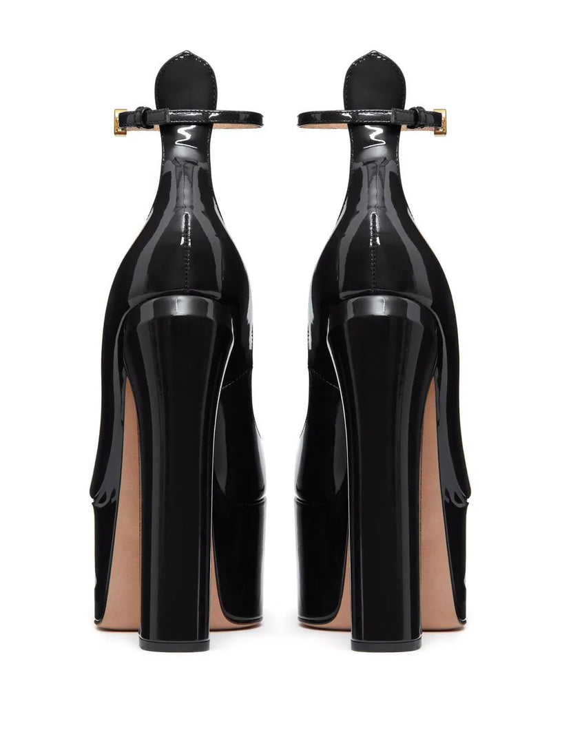 Tan-Go Pumps
