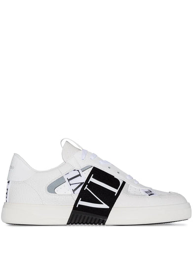 Low-top vl7n sneakers