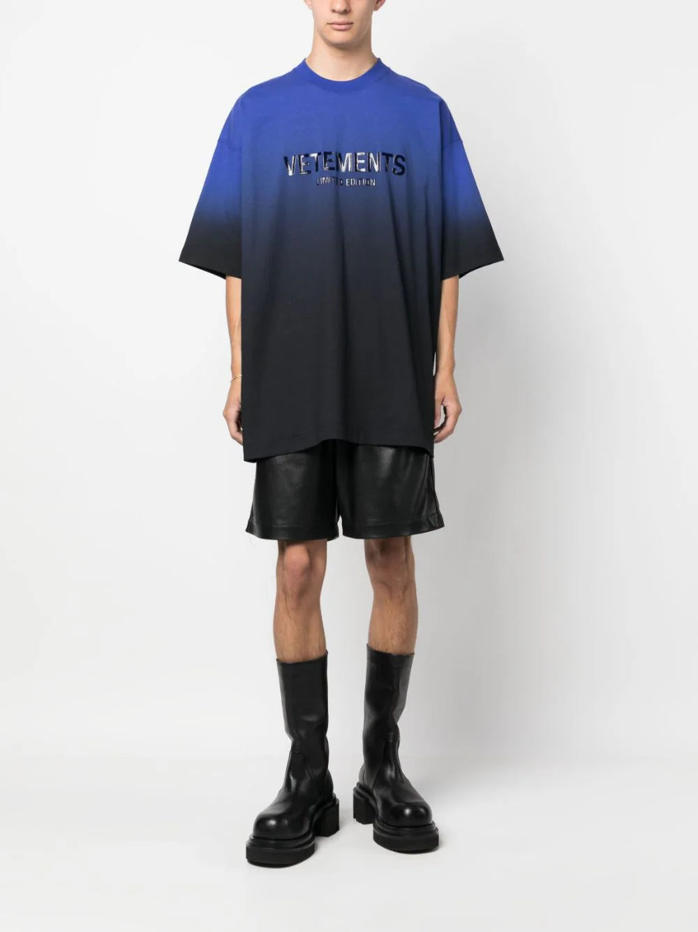 Gradient logo limited edition t-shirt