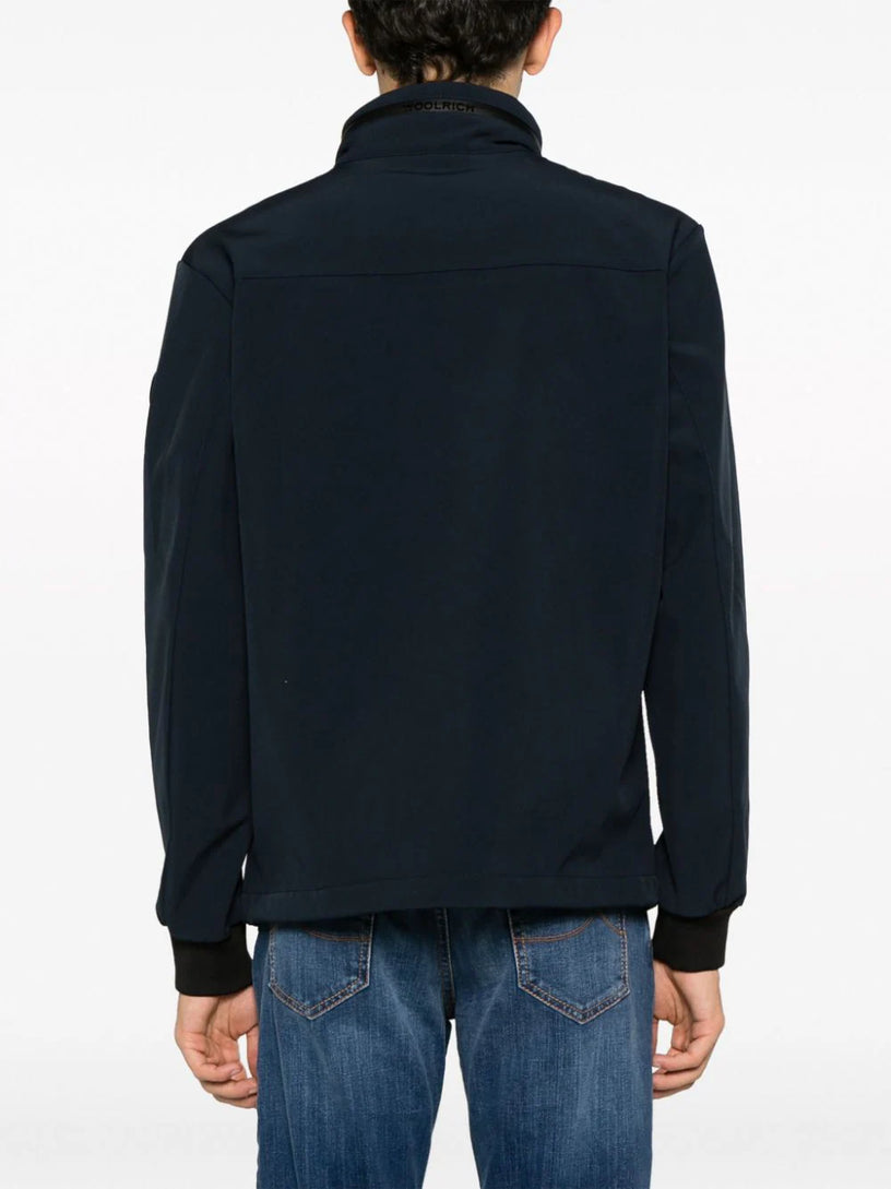 Jacket in Tech Softshell