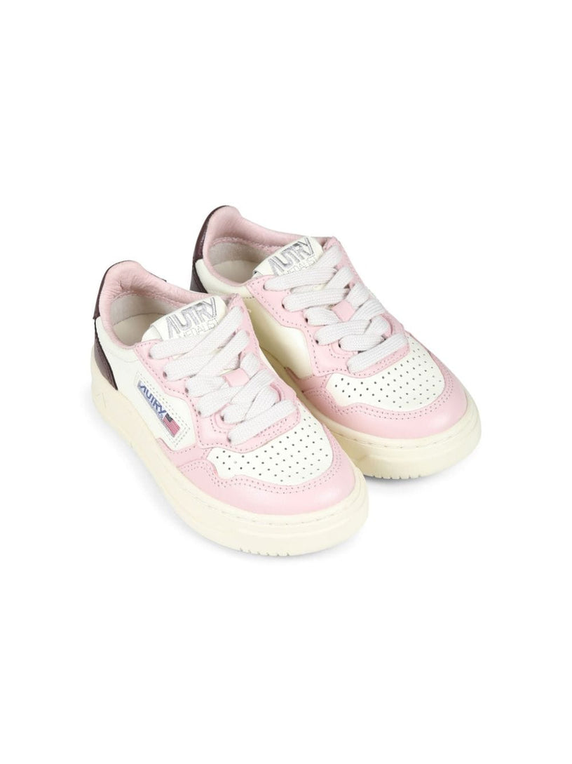 Medalist Sneakers