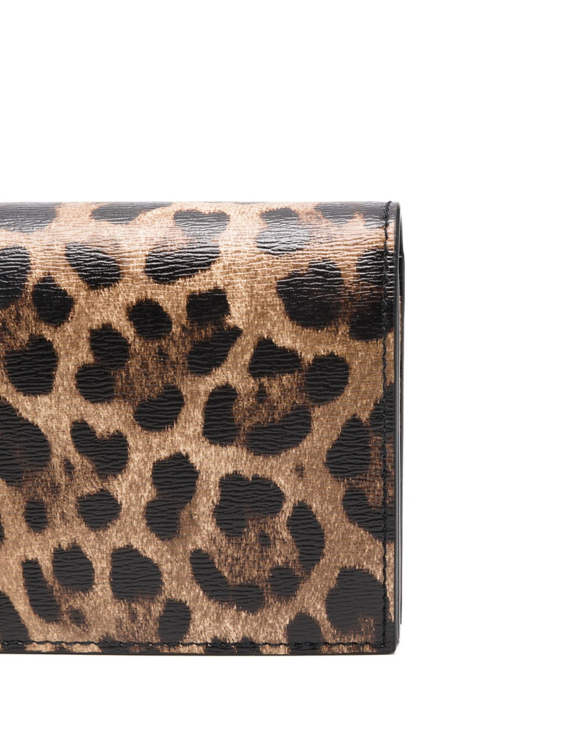 Leopard wallet on chain