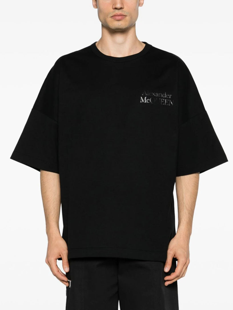 T-shirt with oversized logo
