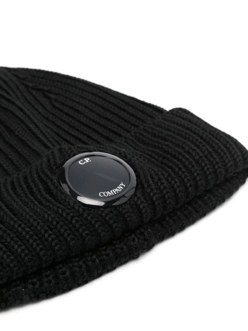 Beanie with patch