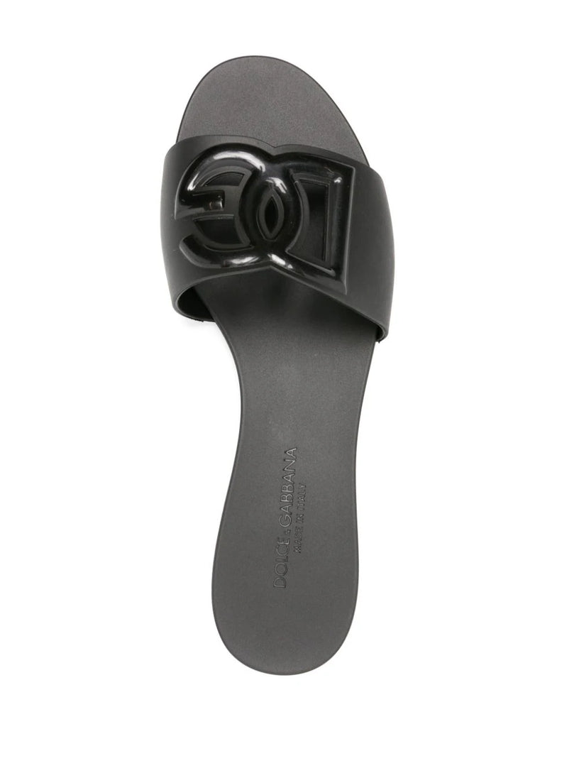 Rubber beachwear sliders