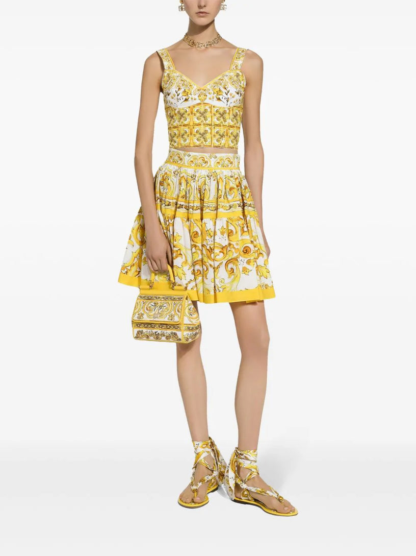 Short circle skirt in majolica-print