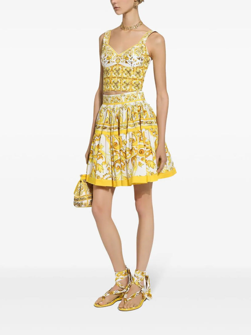 Short circle skirt in majolica-print