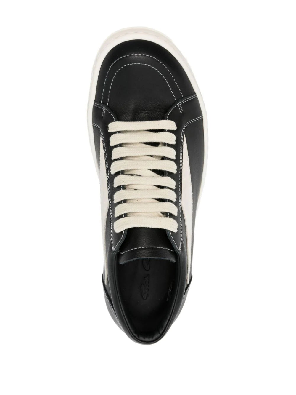 Vintage sneaks in grain calf leather and velour suede