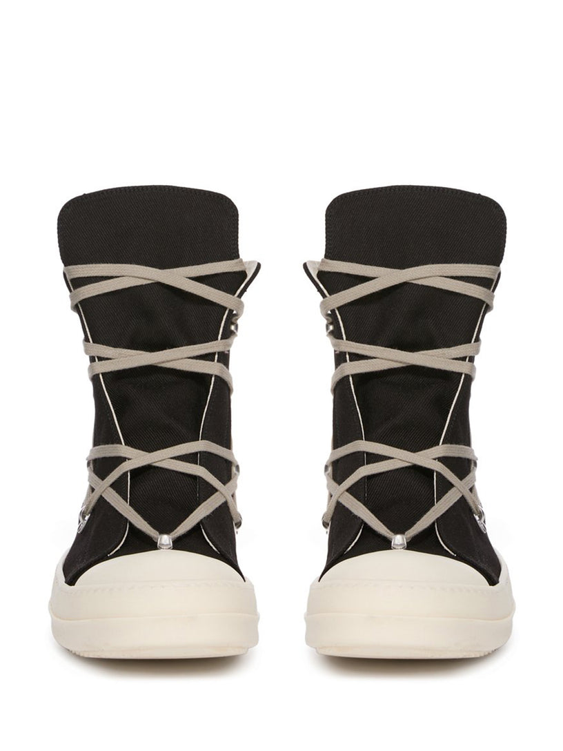 Hexa sneaks