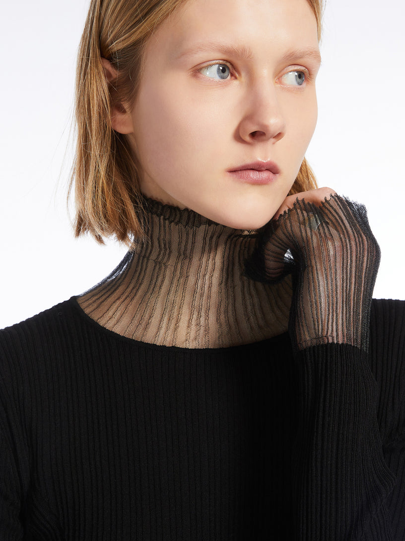 Derris Mock-neck sweater