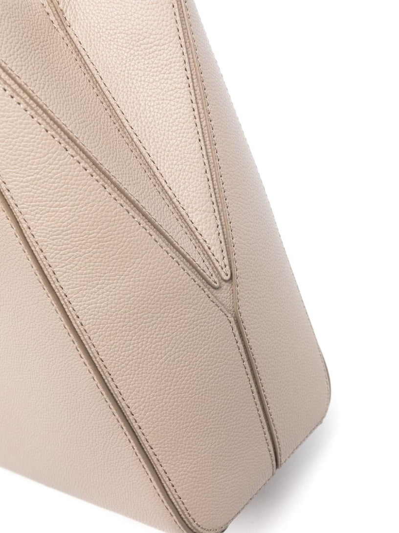 McGraw Bucket Bag