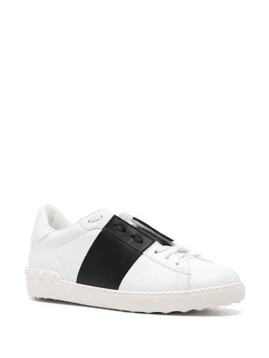 Open sneakers