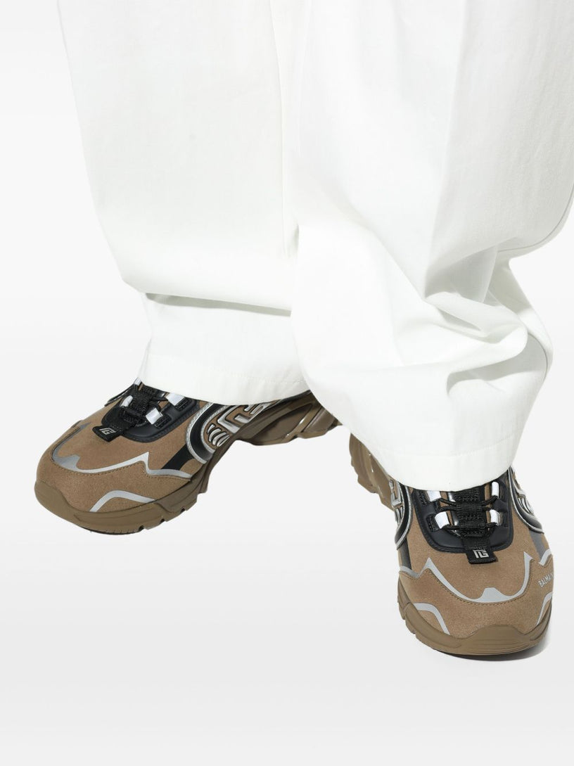 Cosmic Dust trainers