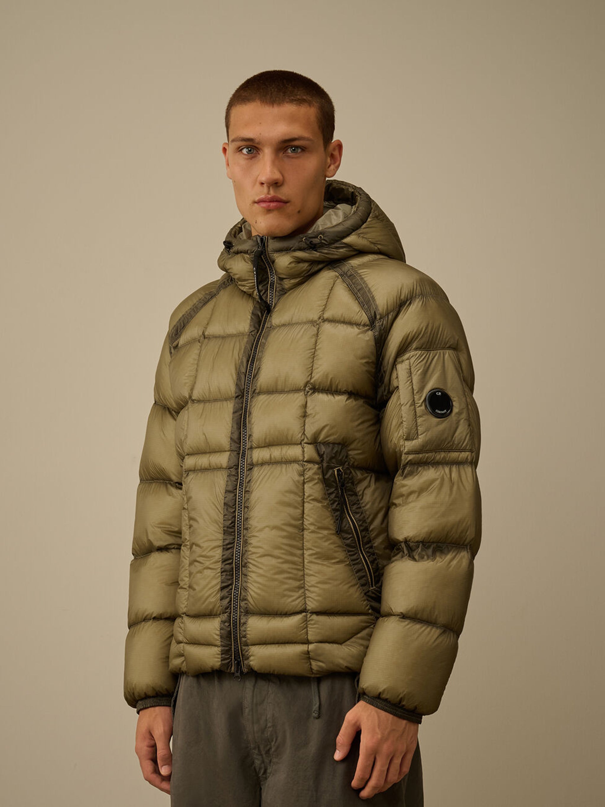 D.D. Shell Hooded Down Jacket CP COMPANY Verde | Grifo210